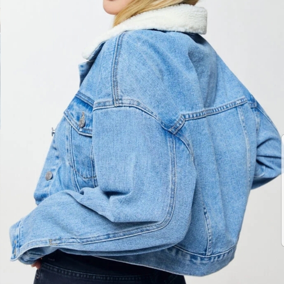 🆕️ PacSun Sherpa Cropped Trucker Jacket - Picture 4 of 6